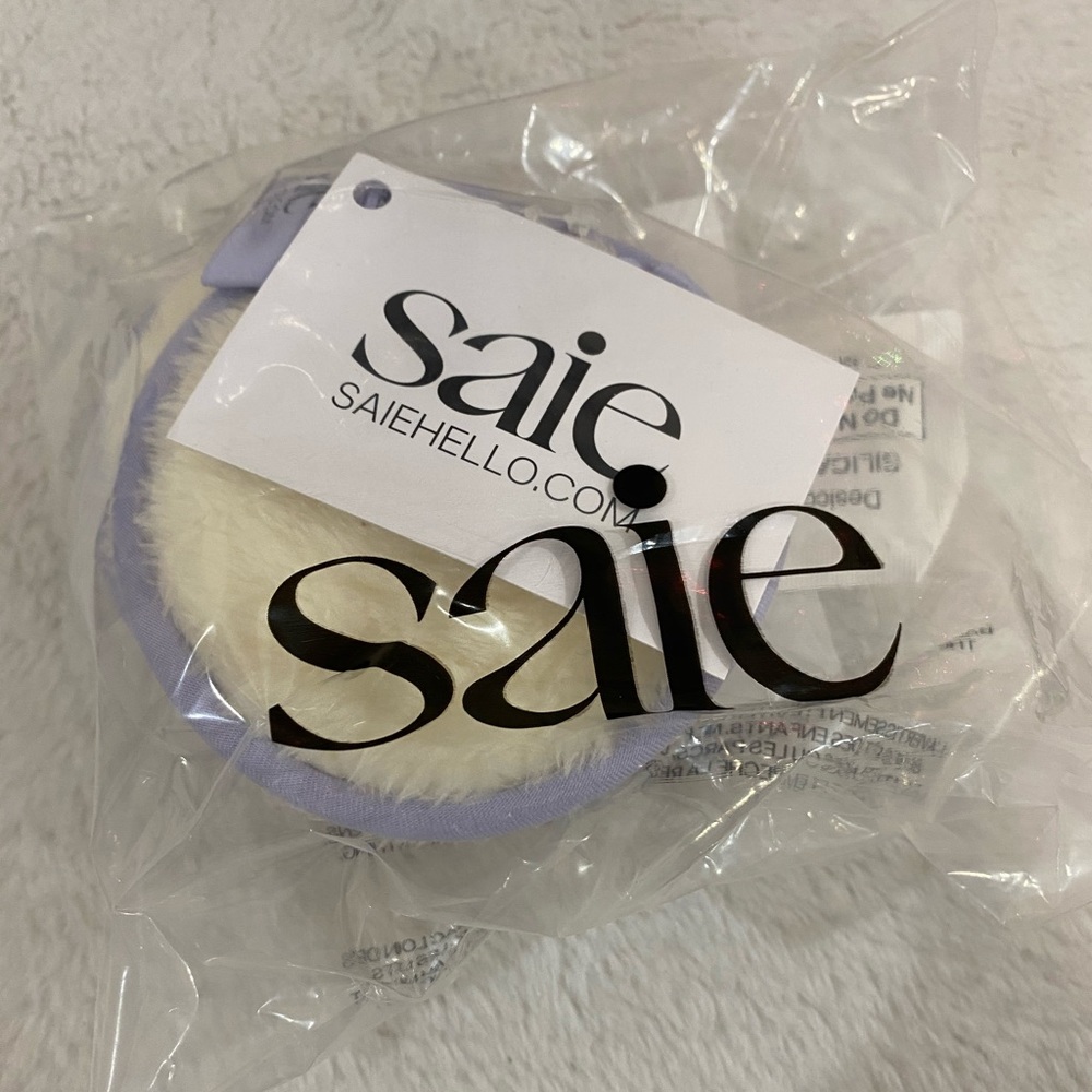 **NEW WITH TAGS** Saie Beauty Makeup Rounds